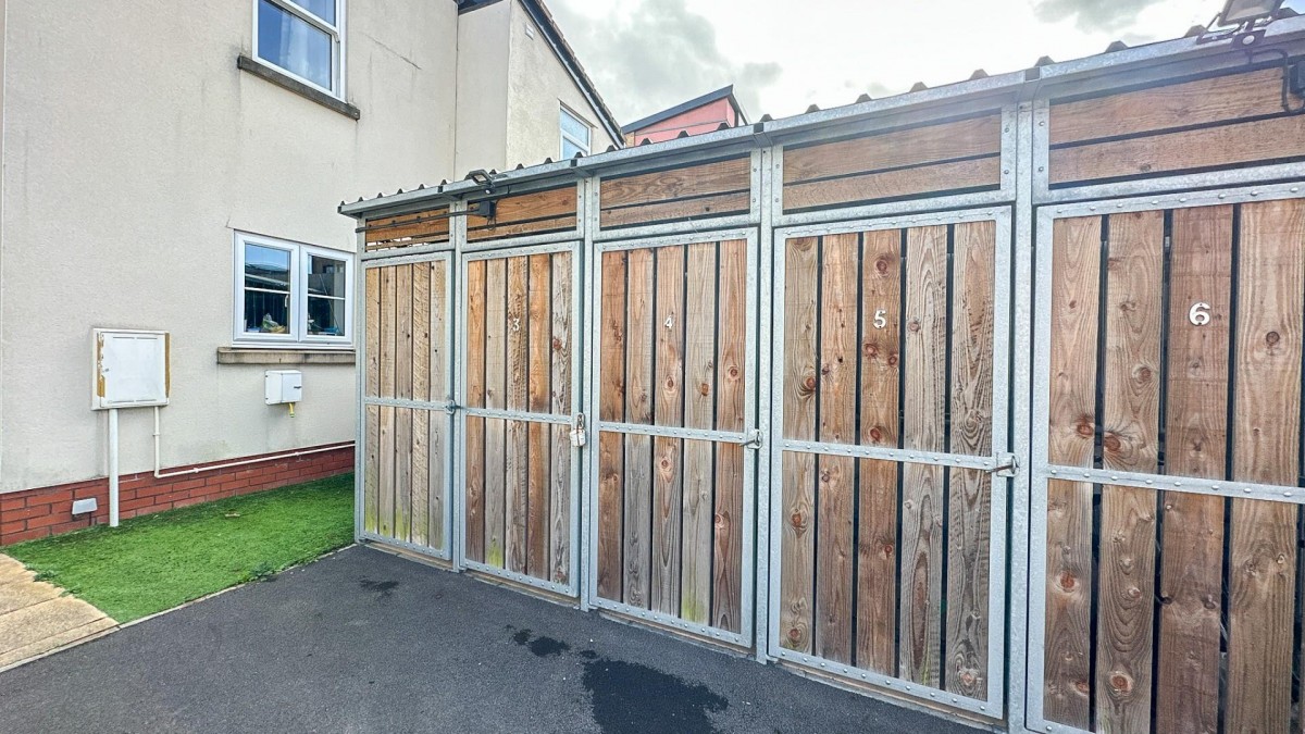 Plough And Windmill, West Street, Bristol, BS3 3NB