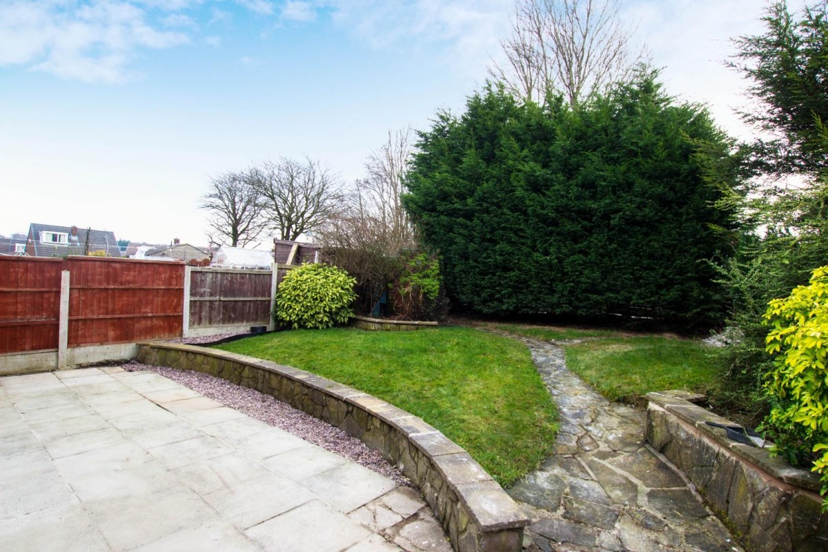 Farfield Drive, Lower Darwen, BB3 0RJ