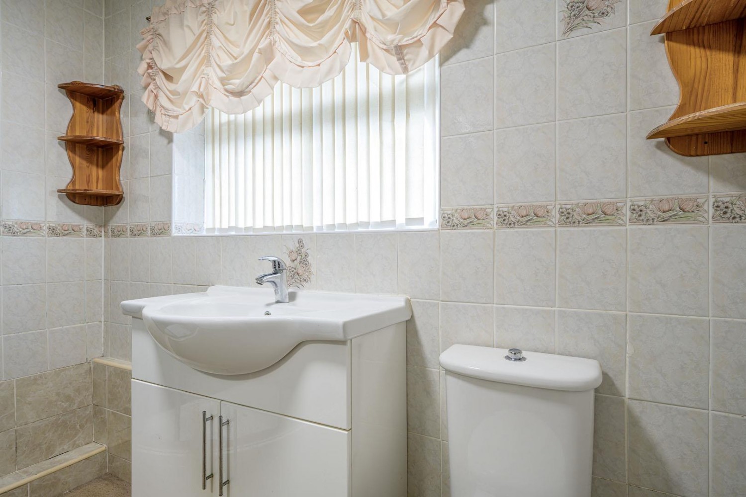 Stapleford Grove, Stourbridge, DY8 5RD