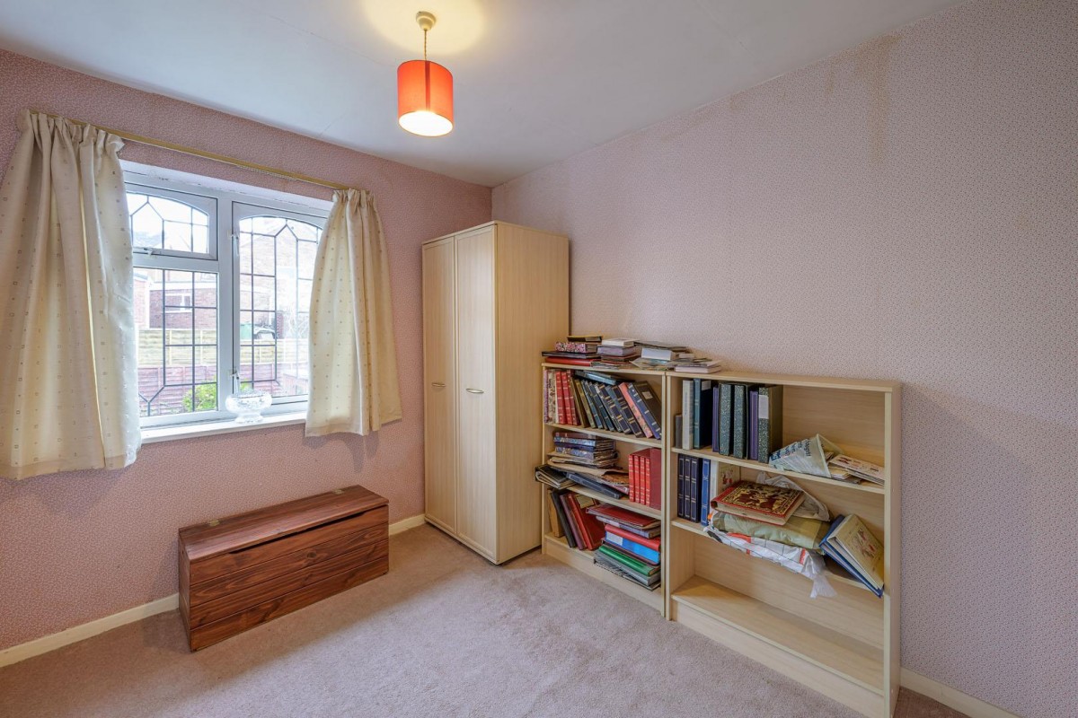 Stapleford Grove, Stourbridge, DY8 5RD