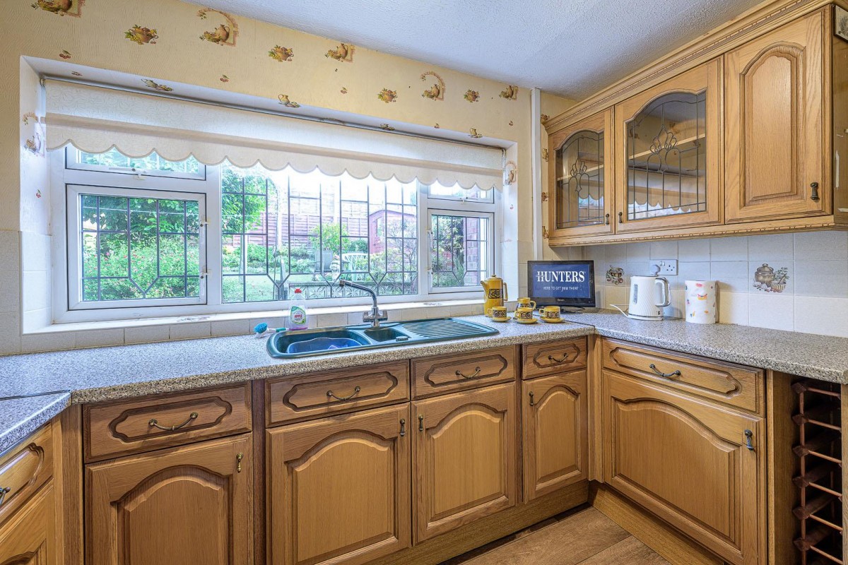 Stapleford Grove, Stourbridge, DY8 5RD