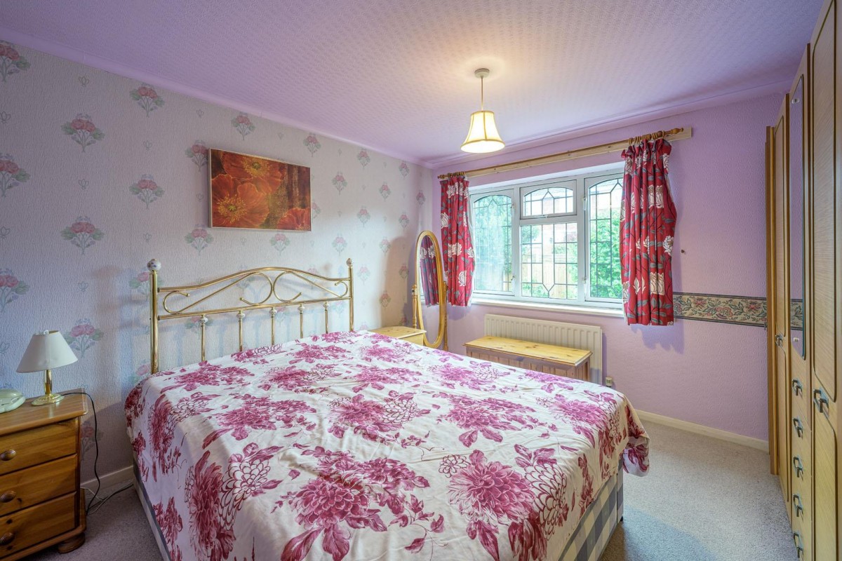 Stapleford Grove, Stourbridge, DY8 5RD