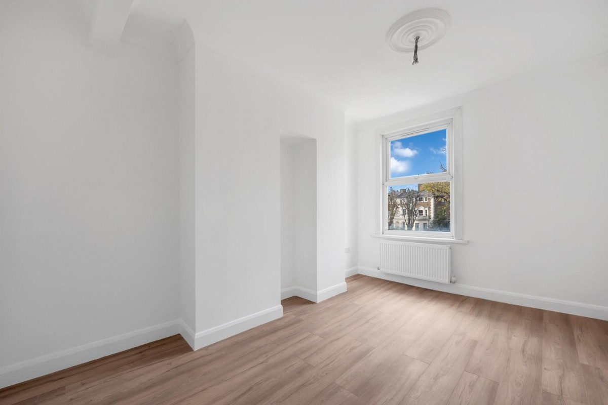 Statham Grove, London, N16