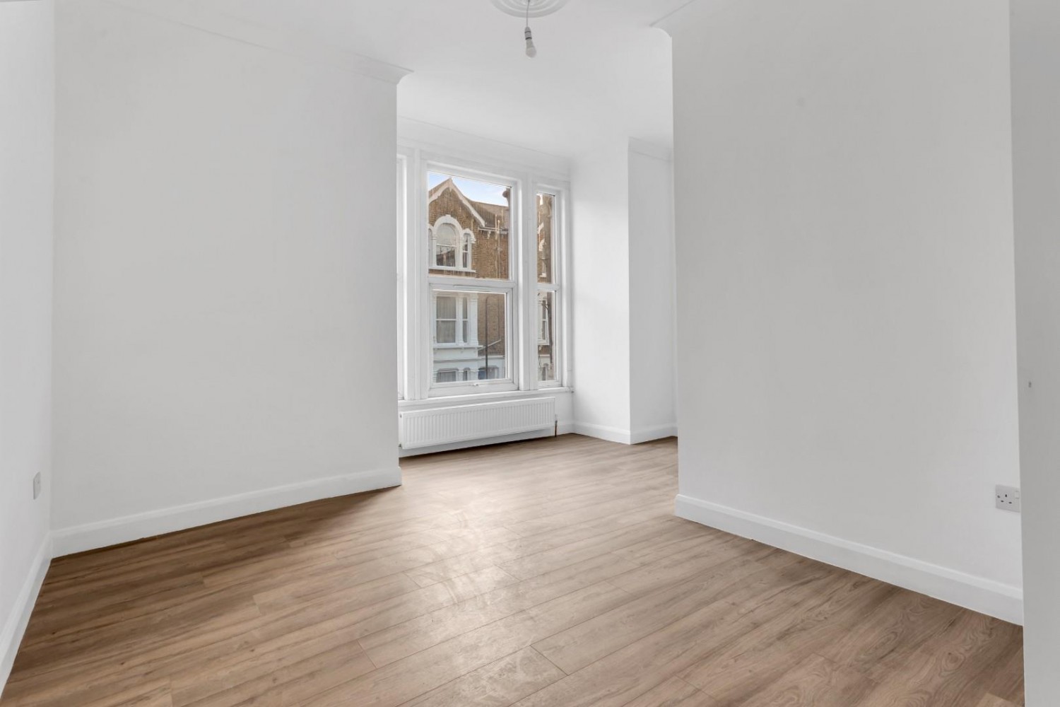 Statham Grove, London, N16