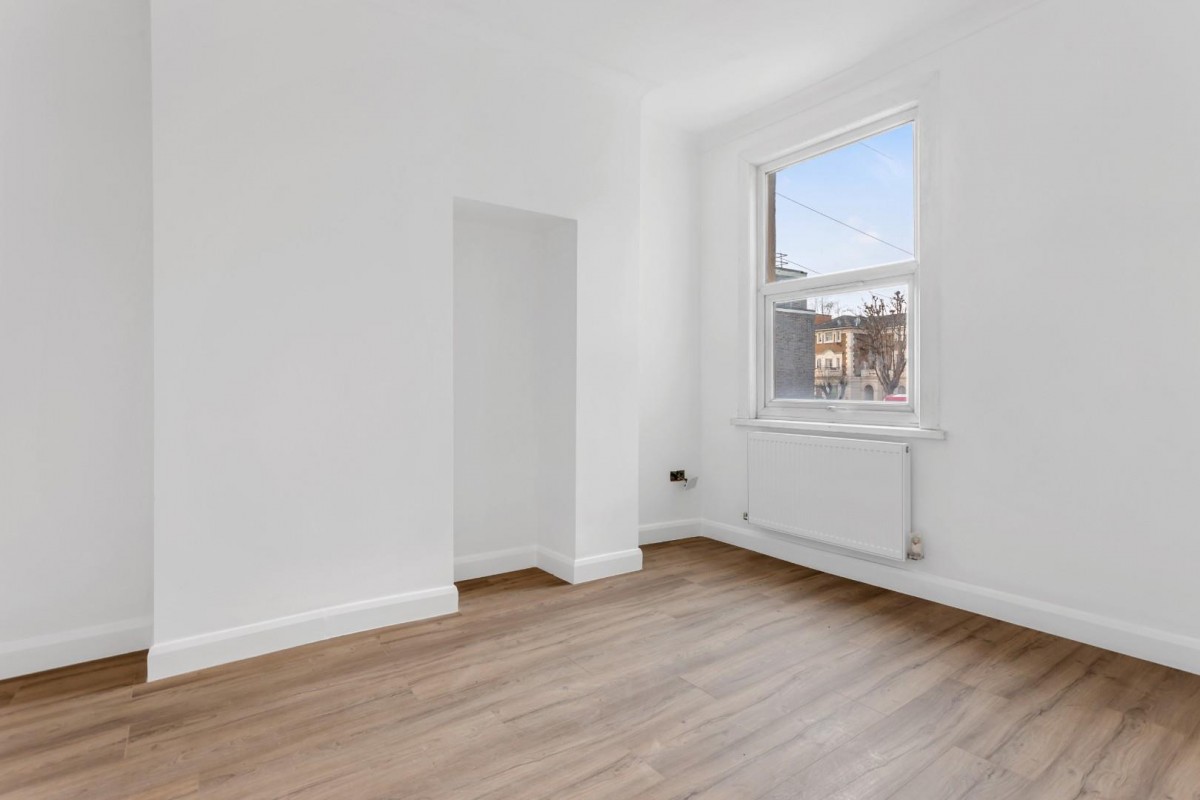 Statham Grove, London, N16