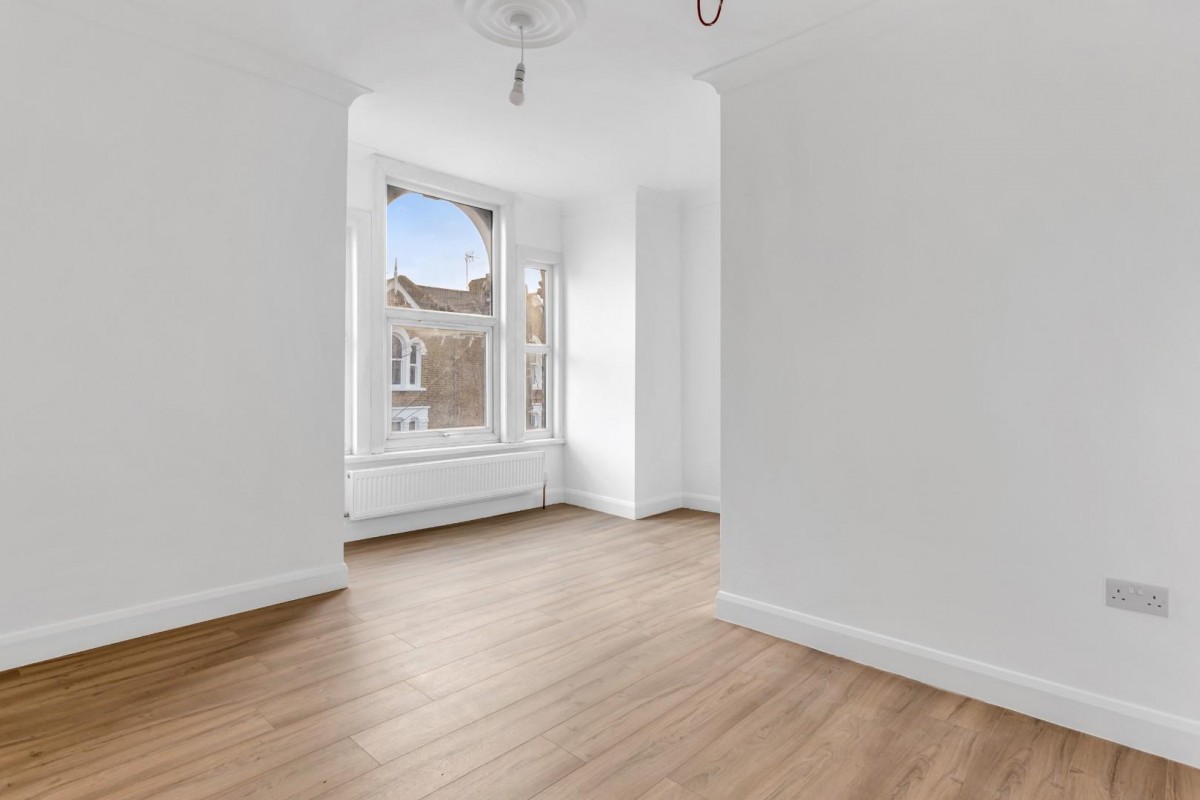 Statham Grove, London, N16