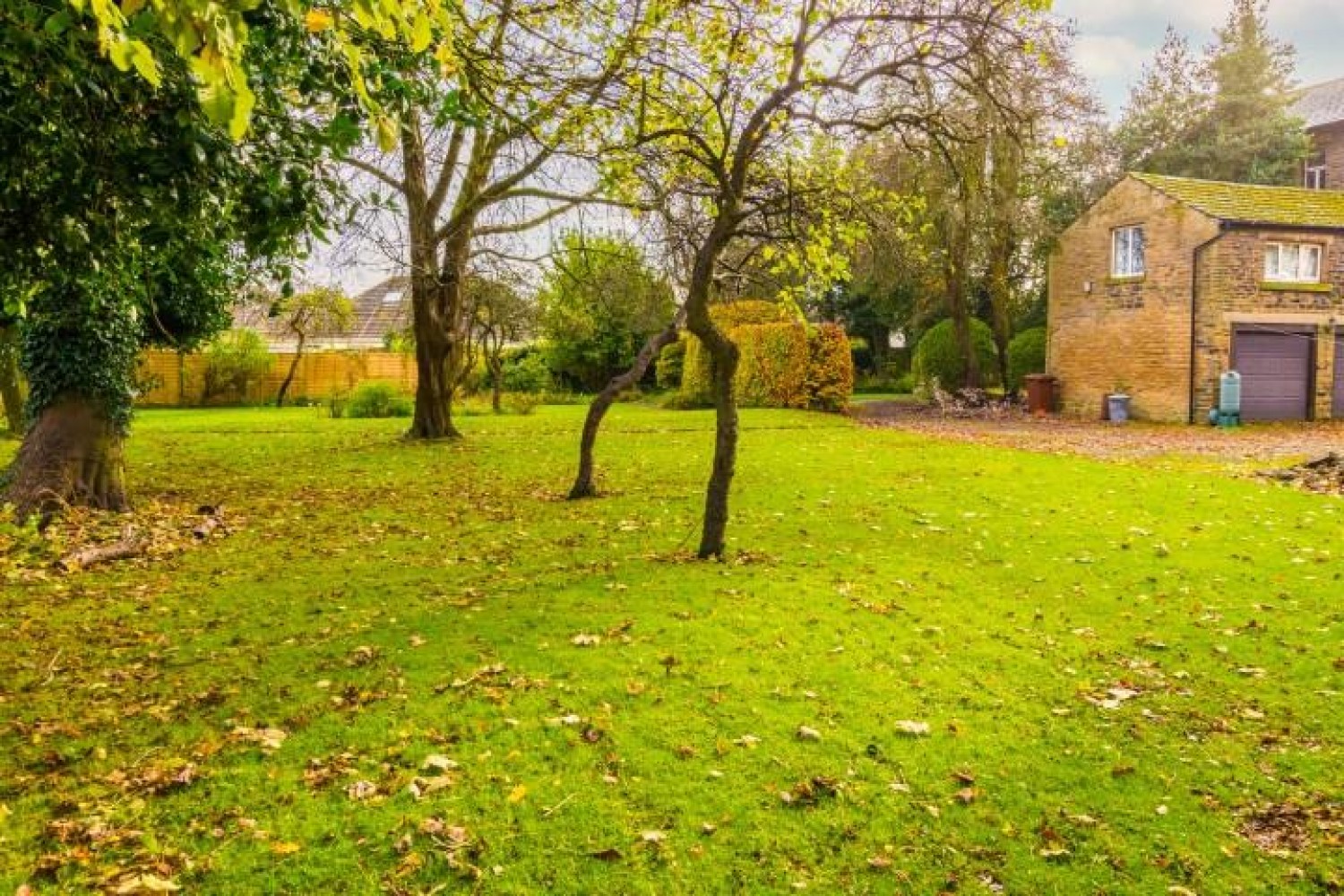 Thorniehurst, Galloway Lane , LS28