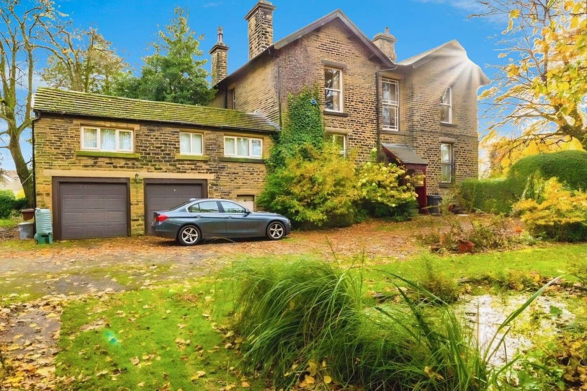 Thorniehurst, Galloway Lane , LS28