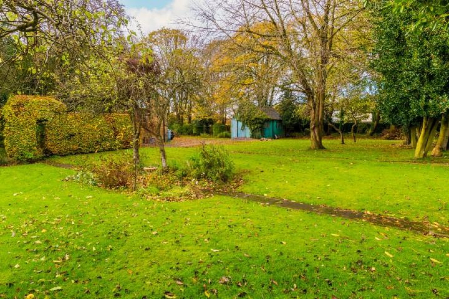 Thorniehurst, Galloway Lane , LS28