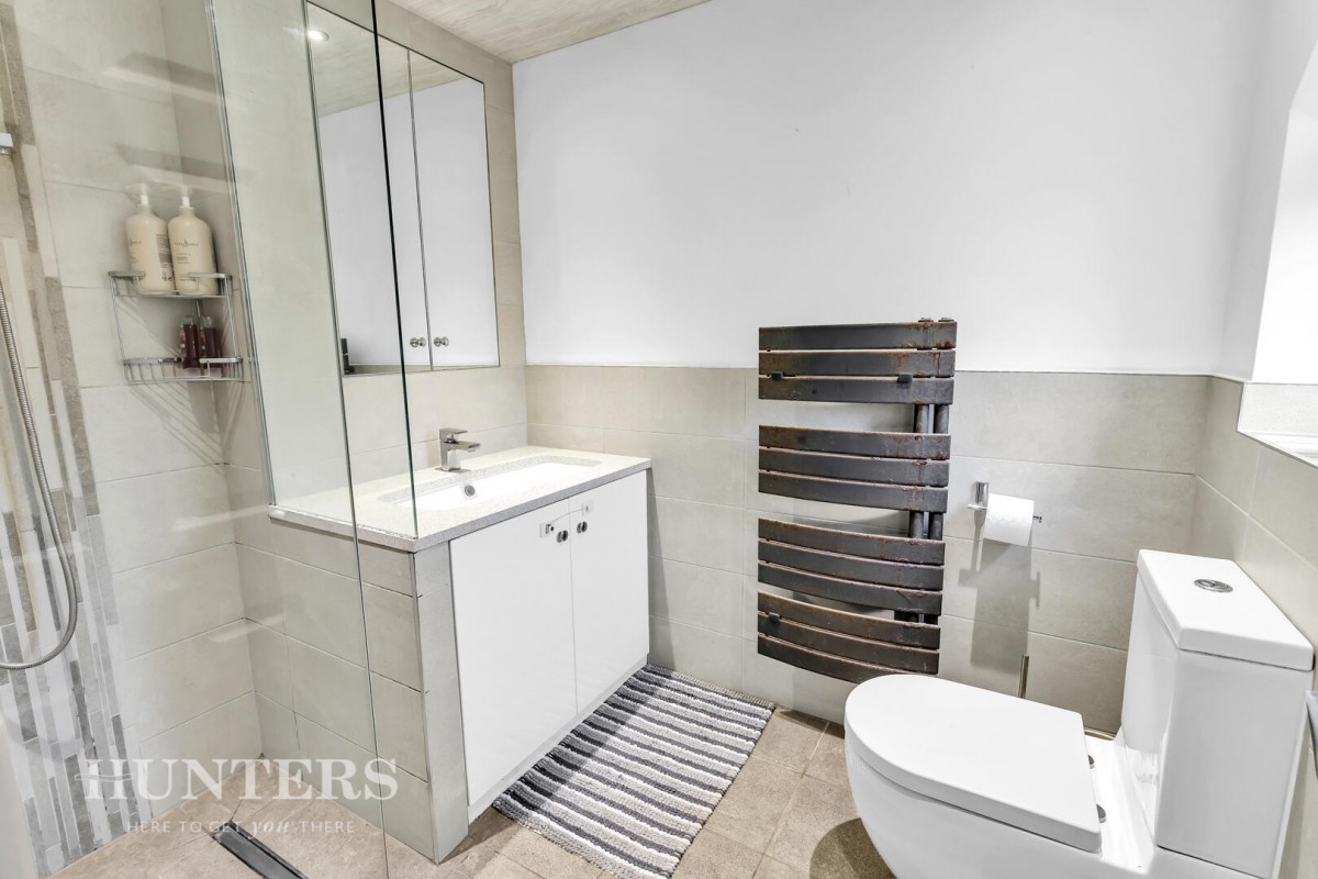 Turnfield Close, Smallbridge, OL16 2QF