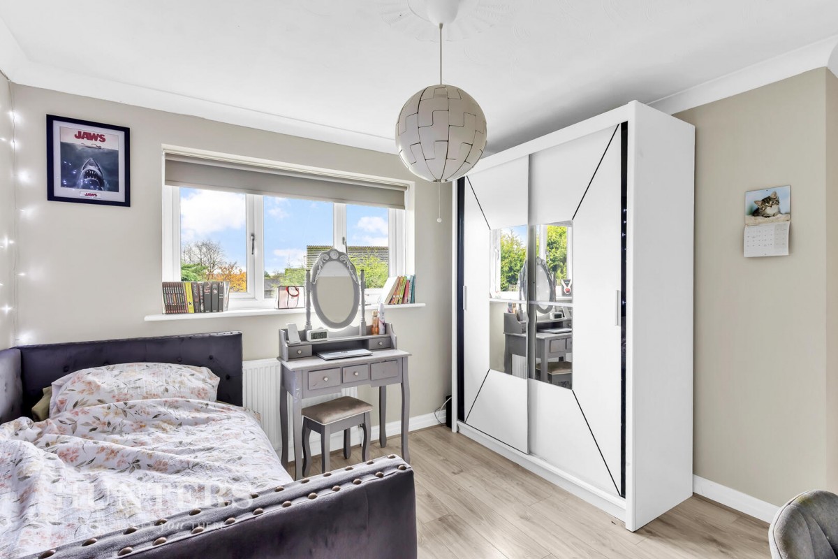 Turnfield Close, Smallbridge, OL16 2QF