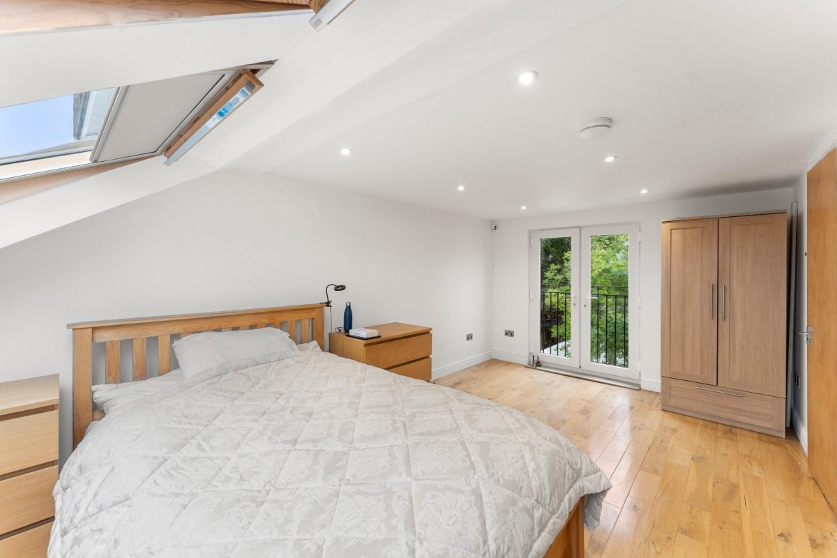 Grosvenor Crescent, Uxbridge