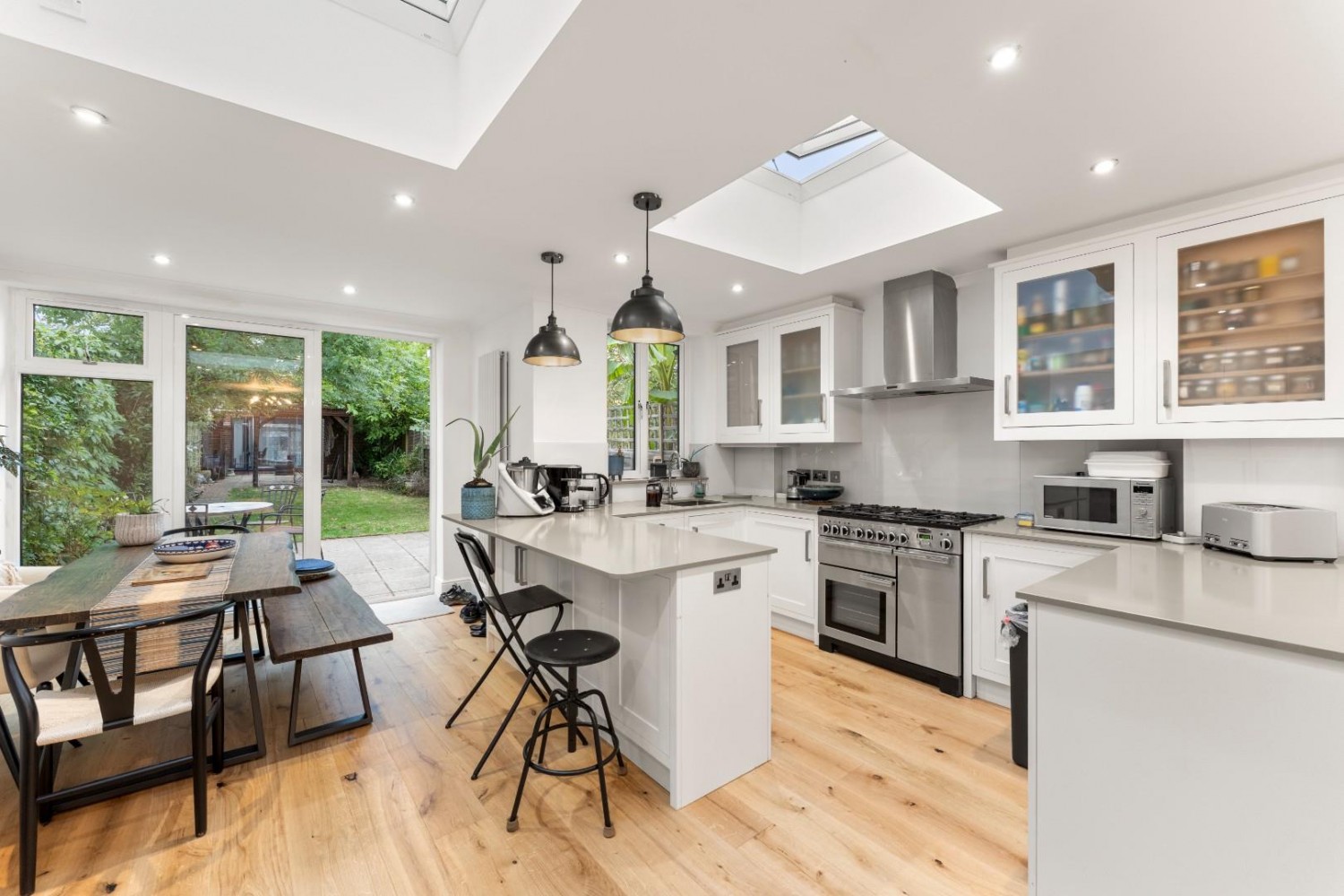 Grosvenor Crescent, Uxbridge