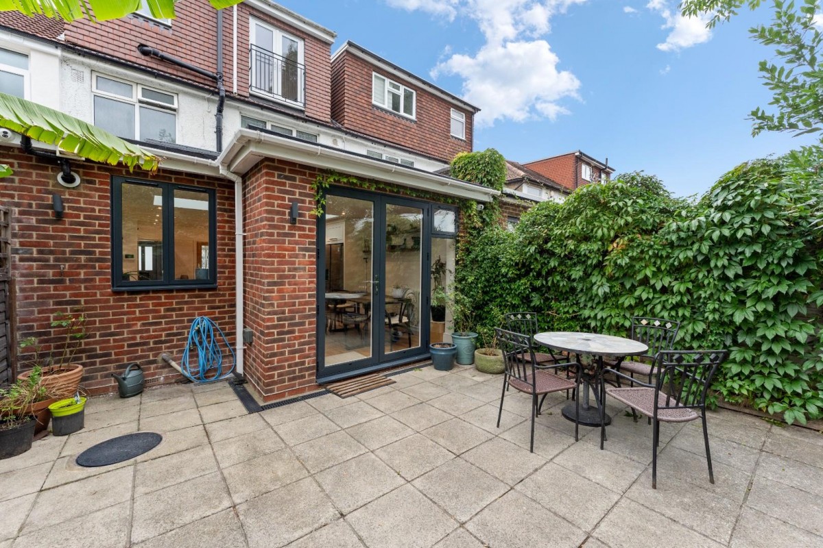 Grosvenor Crescent, Uxbridge