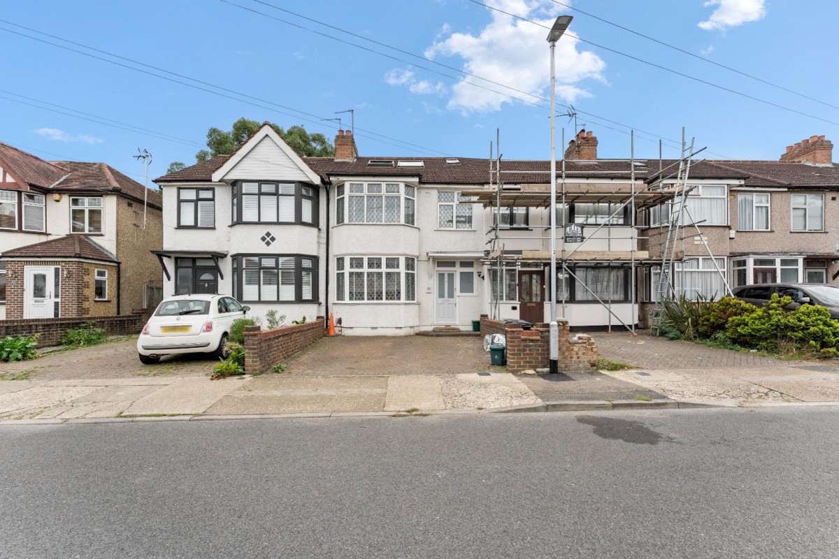 Grosvenor Crescent, Uxbridge