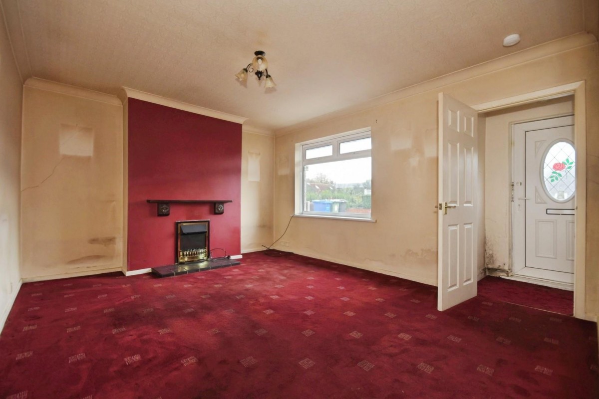 Laurel Crescent, Hollingwood, Chesterfield, S43 2LJ