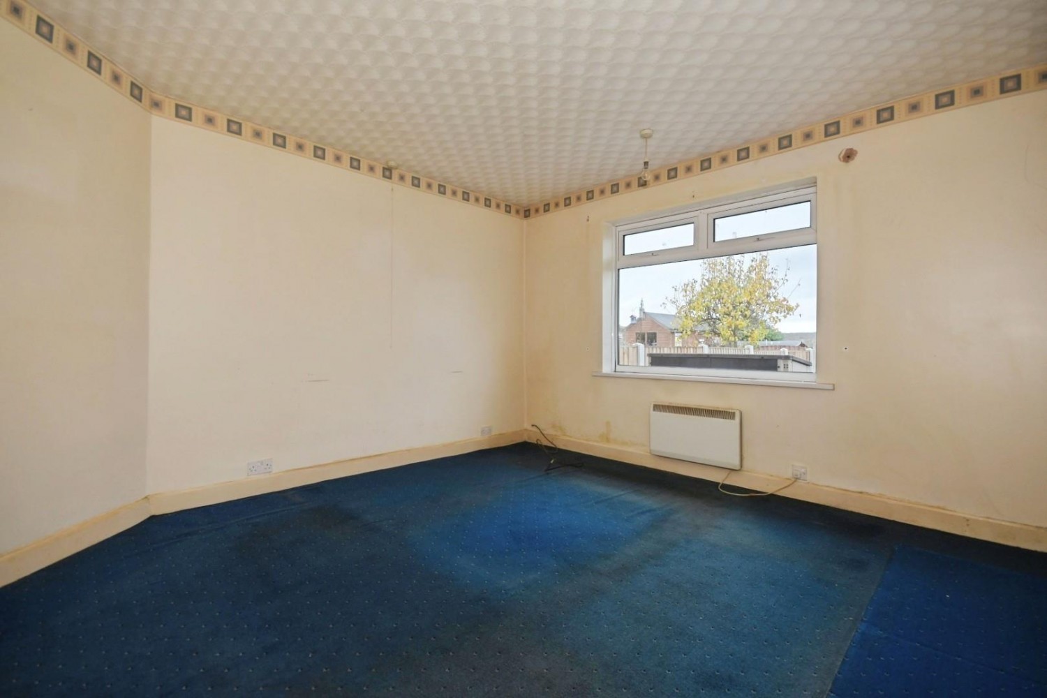 Laurel Crescent, Hollingwood, Chesterfield, S43 2LJ