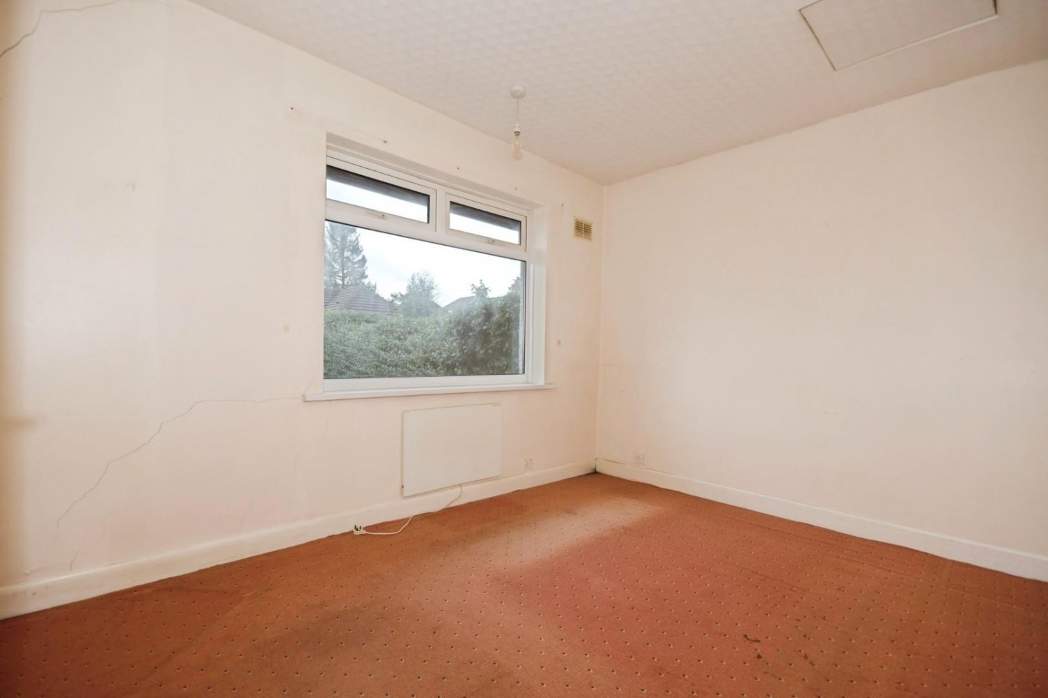 Laurel Crescent, Hollingwood, Chesterfield, S43 2LJ