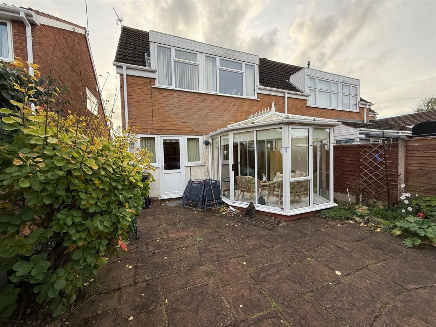 Harvine Walk, Norton, Stourbridge, DY8 3BQ