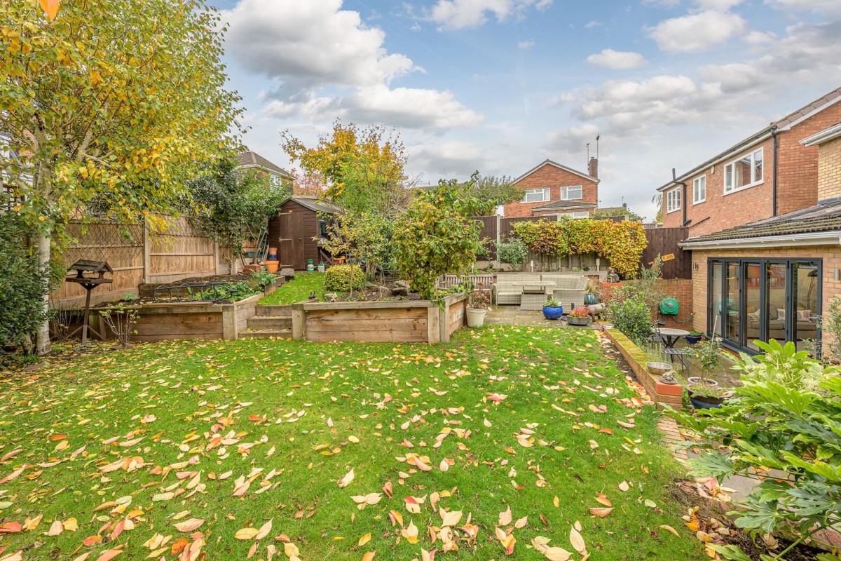 Pear Tree Drive, Stourbridge, DY8 2LB