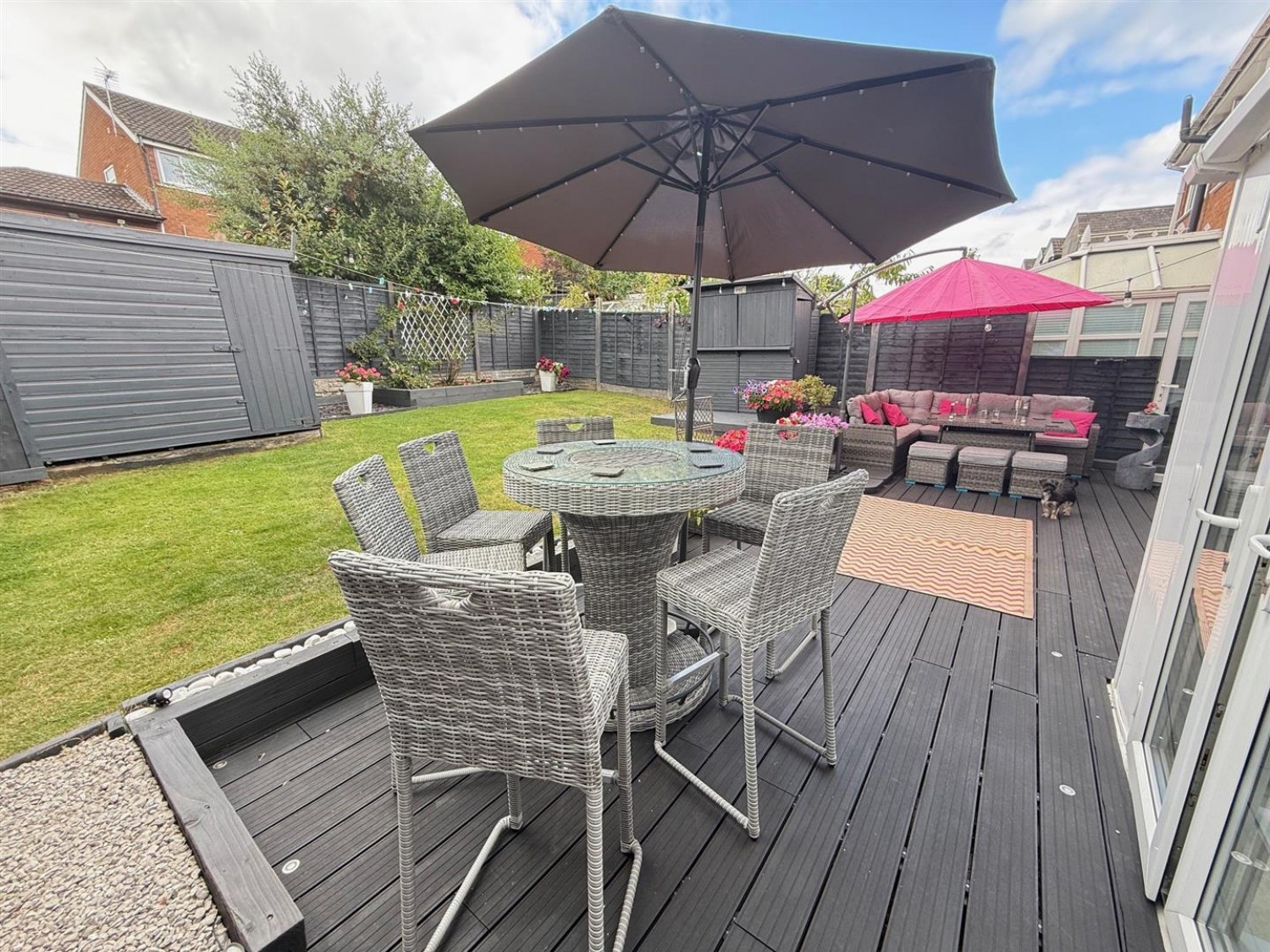 Stourbridge Road, Halesowen, B63 3QU