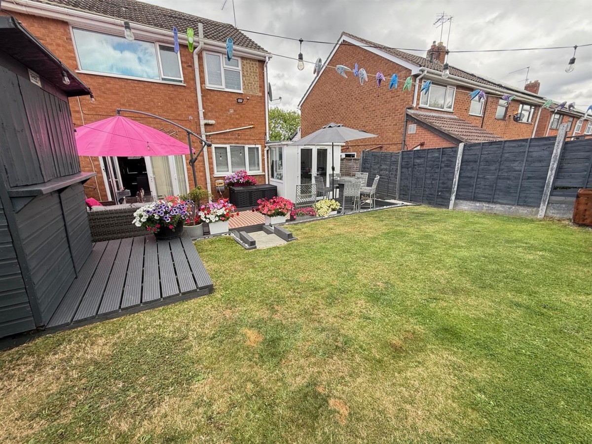 Stourbridge Road, Halesowen, B63 3QU