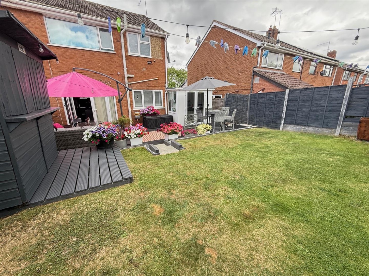 Stourbridge Road, Halesowen, B63 3QU