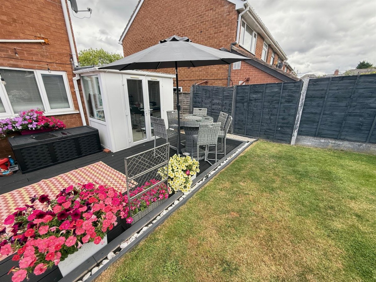 Stourbridge Road, Halesowen, B63 3QU