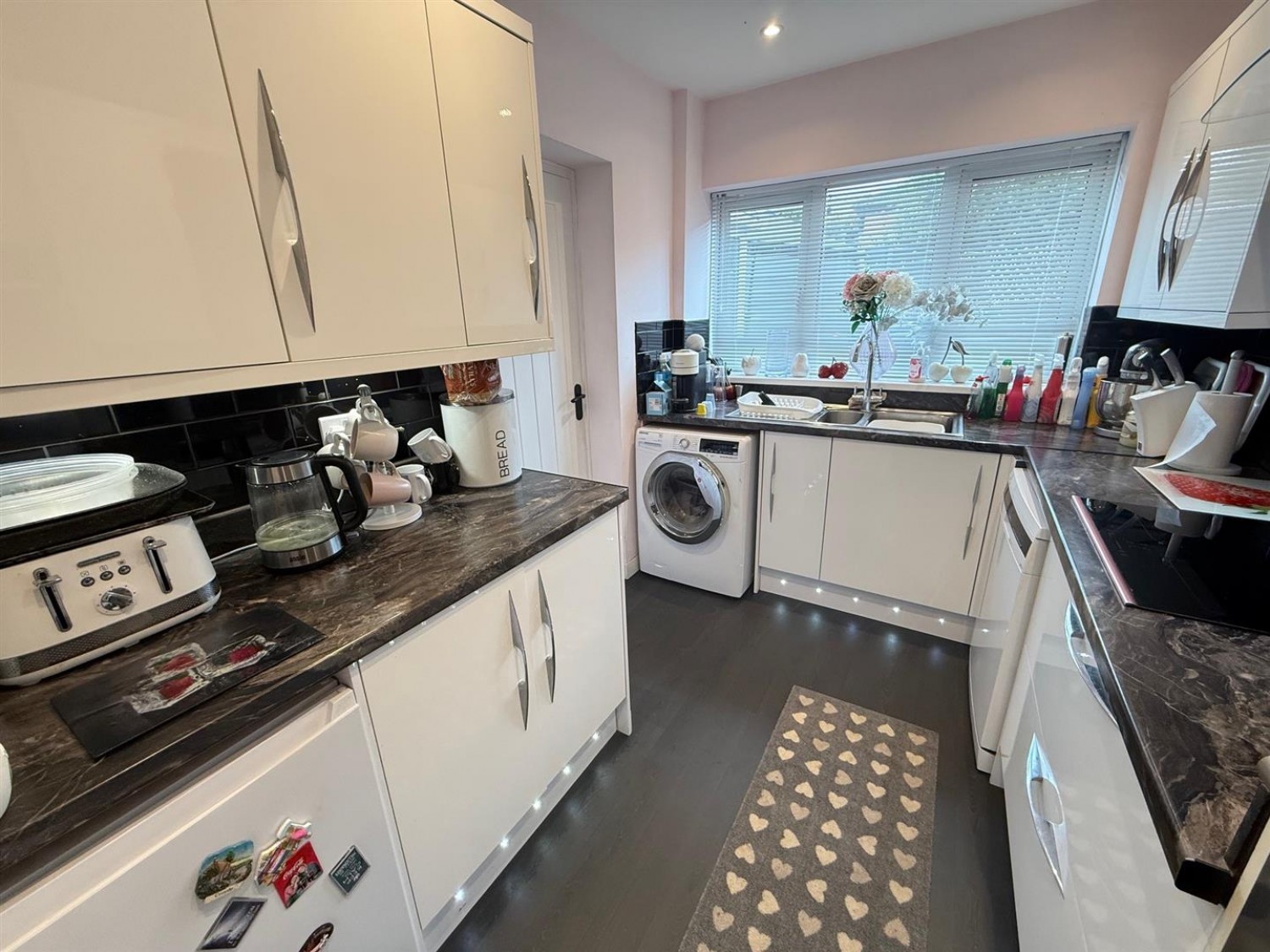 Stourbridge Road, Halesowen, B63 3QU