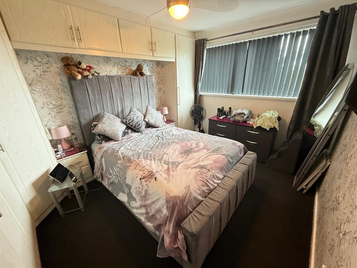 Stourbridge Road, Halesowen, B63 3QU