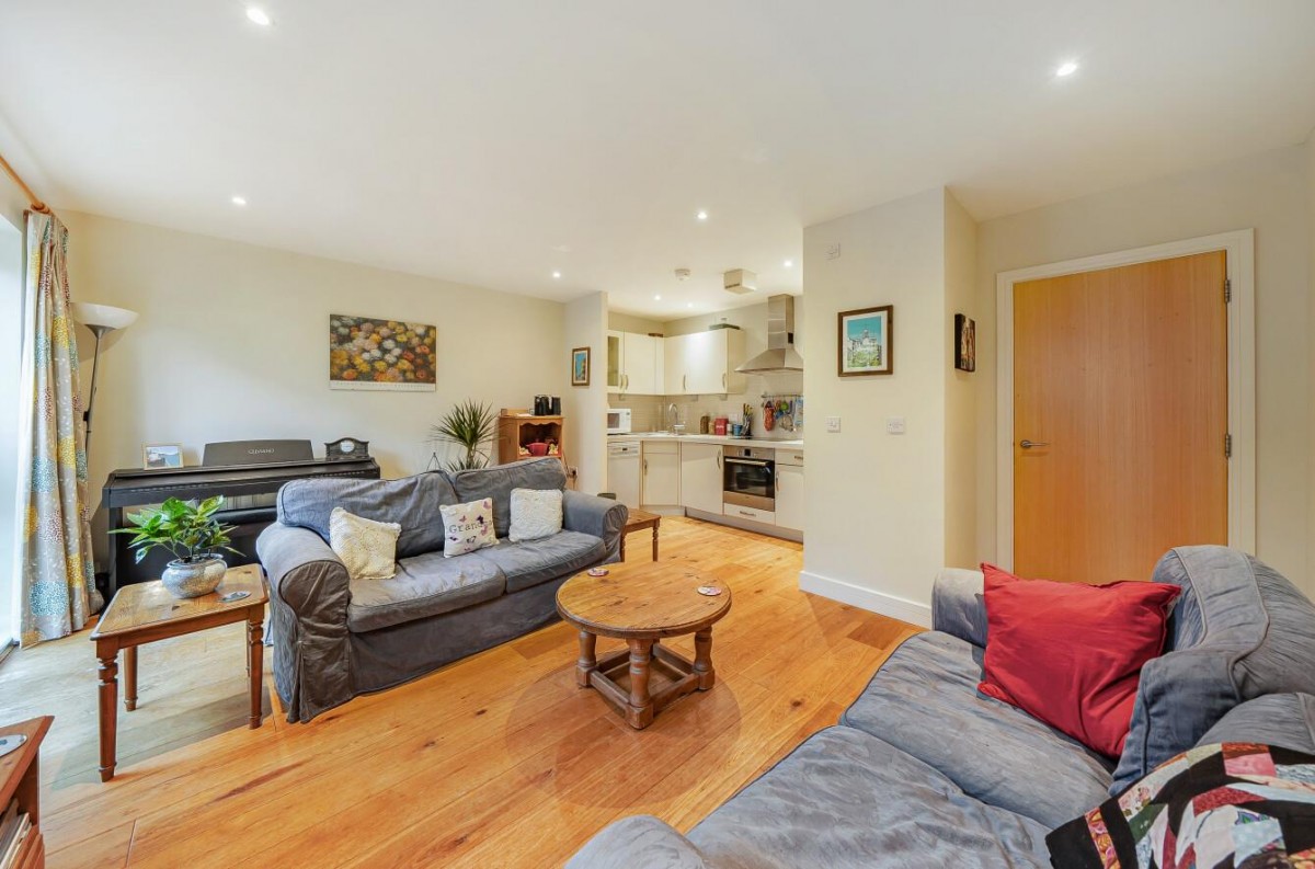 Rosse Gardens, London, SE13 6PD