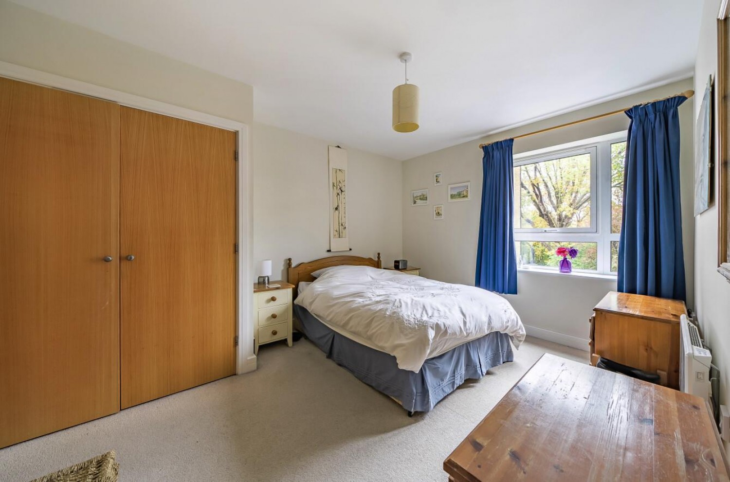 Rosse Gardens, London, SE13 6PD