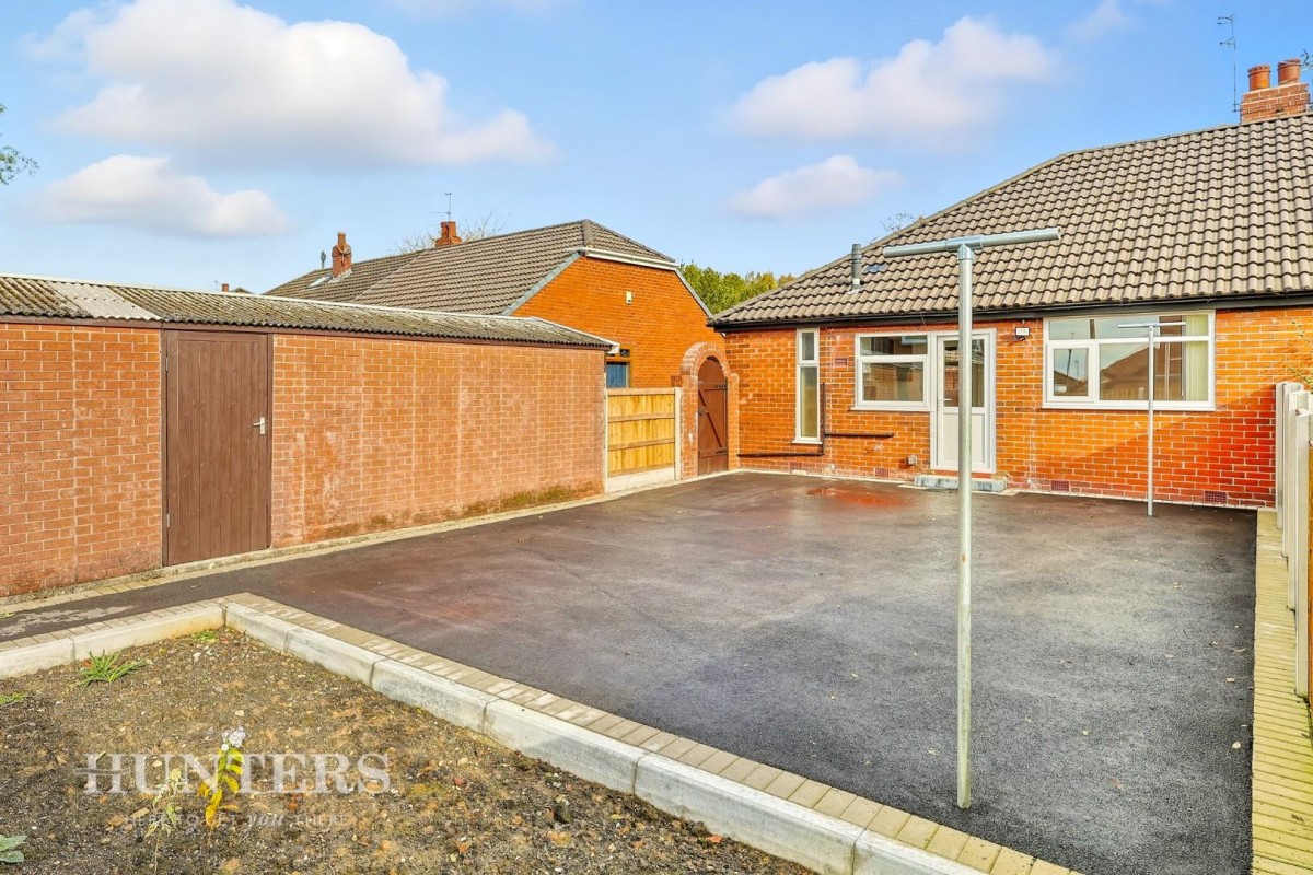 North Gate, Garden Suburbs, Oldham