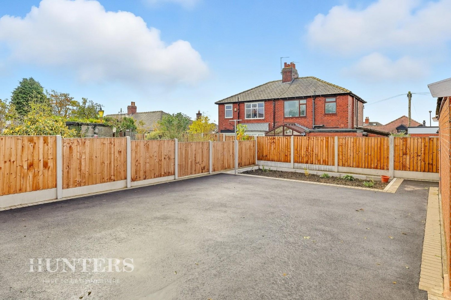 North Gate, Garden Suburbs, Oldham