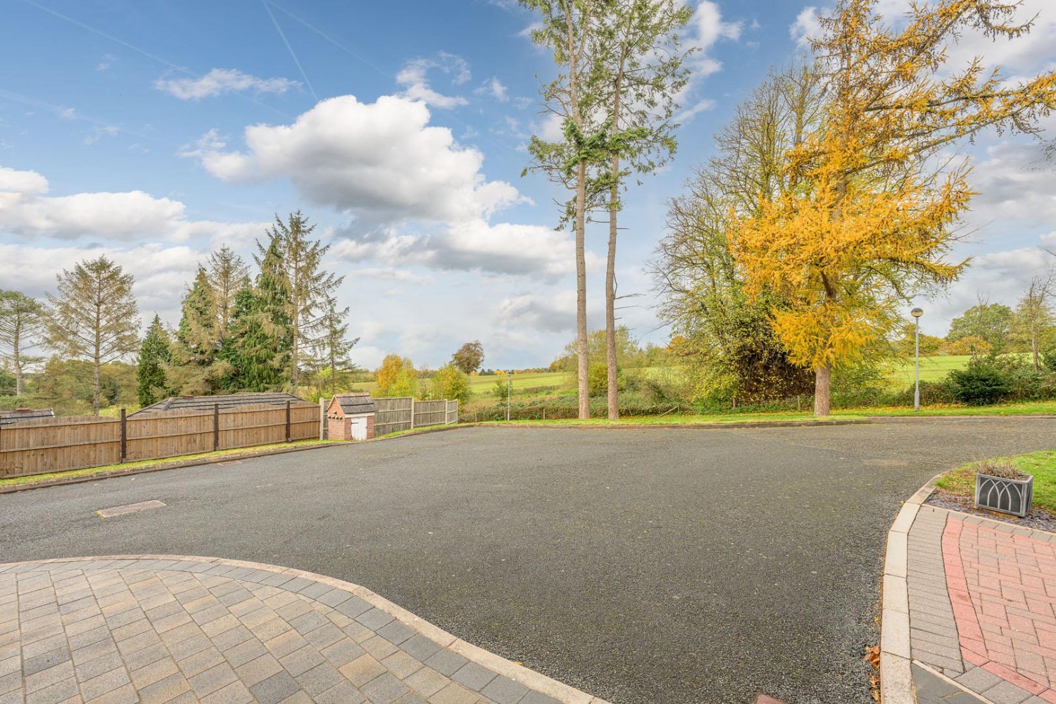 Lords Lane, Prestwood, Stourbridge, DY7 5PE