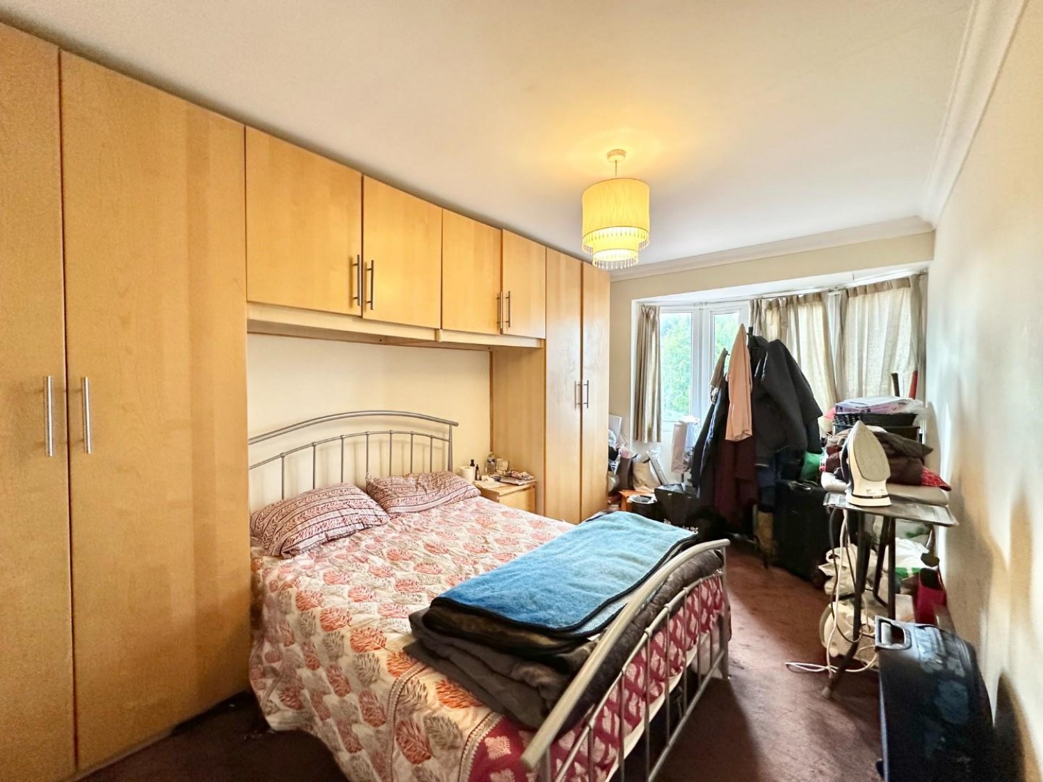 Halsway, Hayes, UB3 3JT