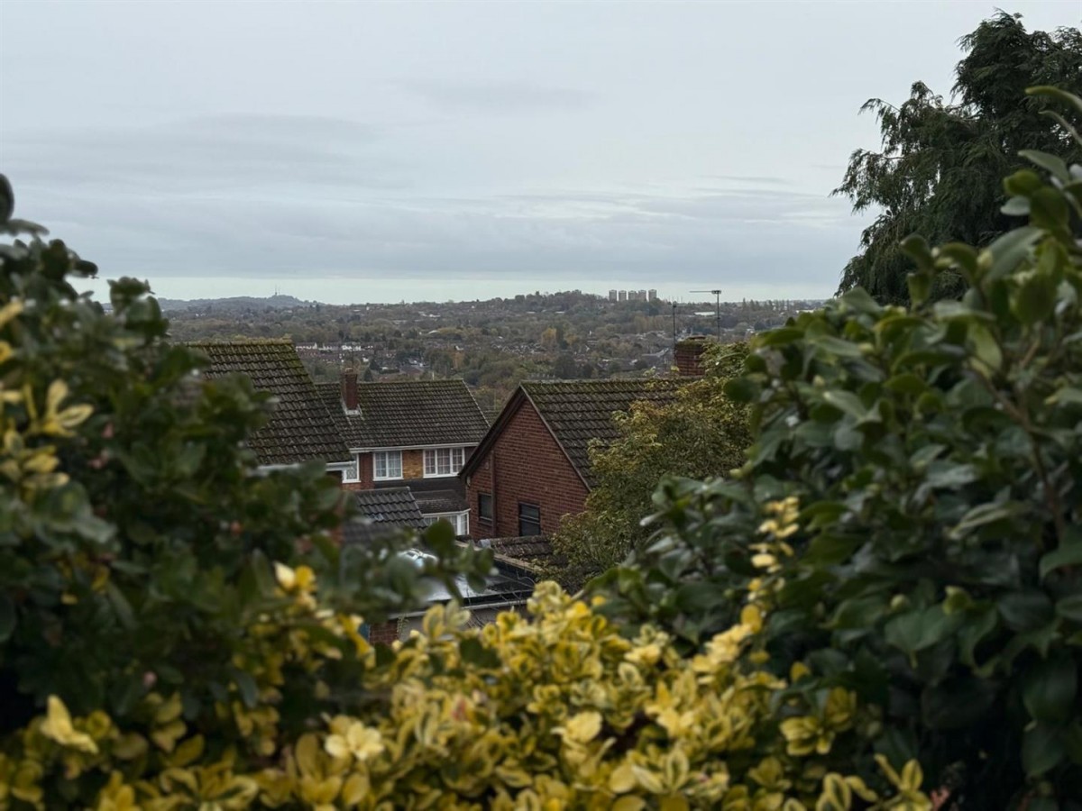 Meadow Way, Wordsley, DY8 5JD