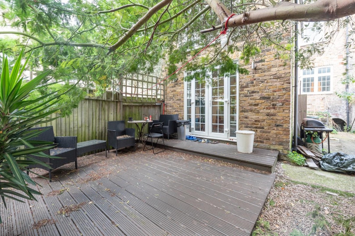 Burton Road, London, NW6