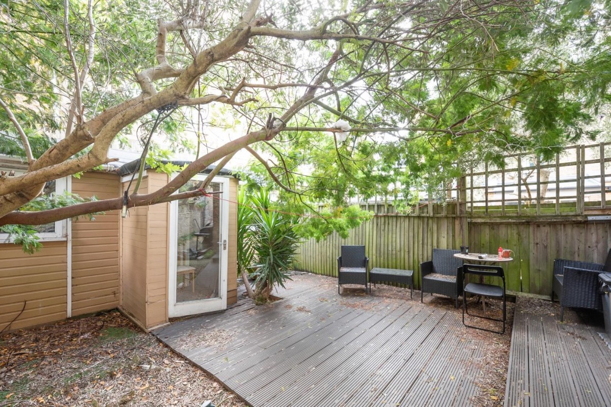 Burton Road, London, NW6