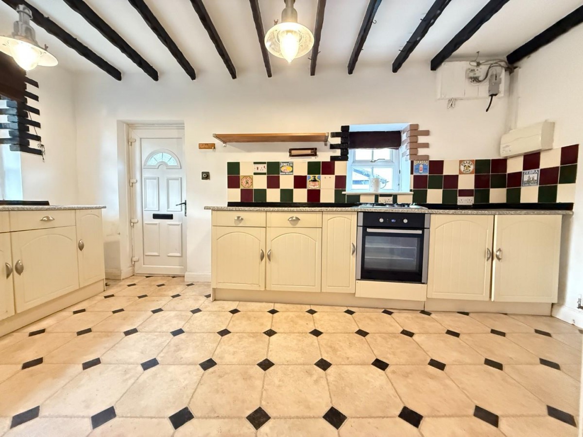 Halifax Road, Batley