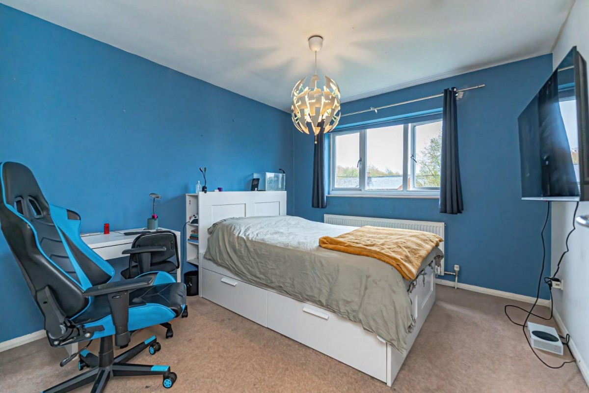 Silver Street, Cublington