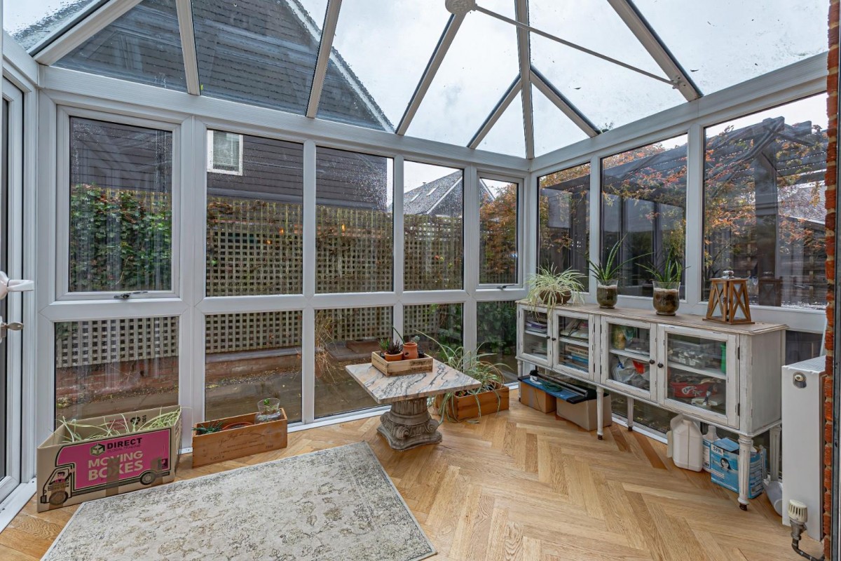 Silver Street, Cublington