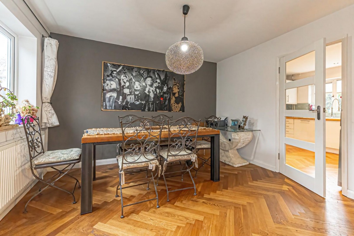 Silver Street, Cublington