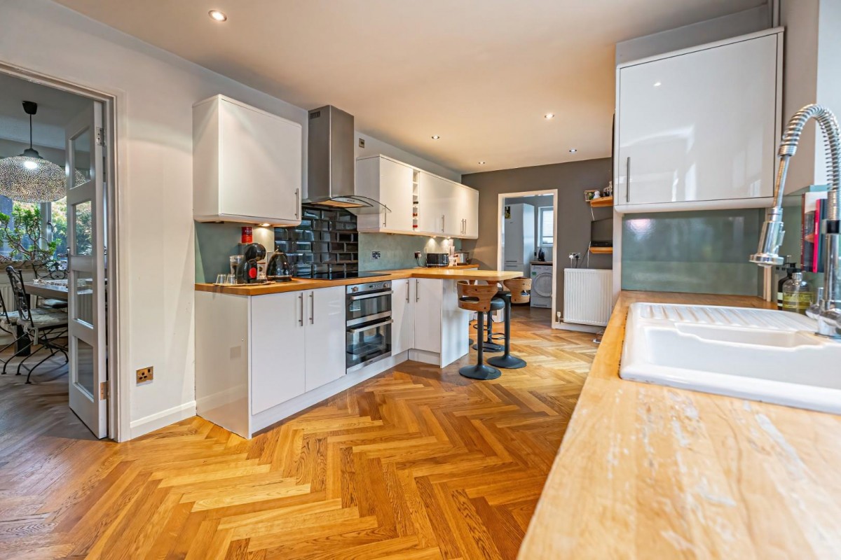 Silver Street, Cublington