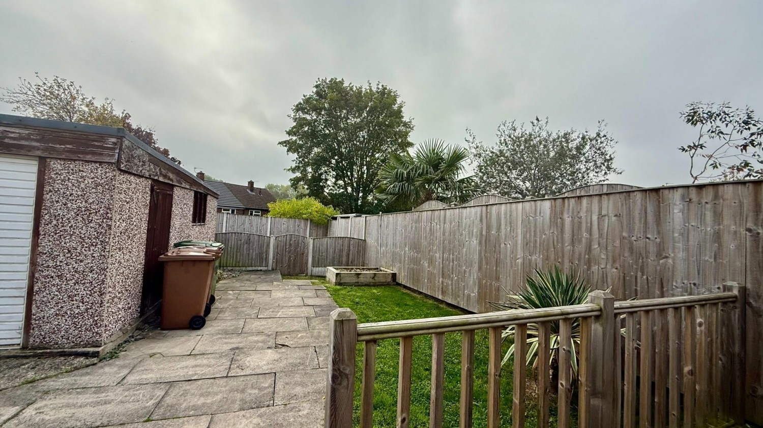 Hendal Lane, Wakefield