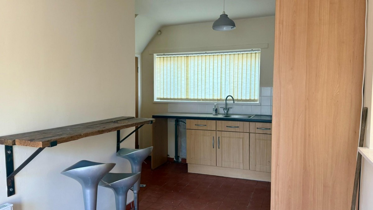 Hendal Lane, Wakefield