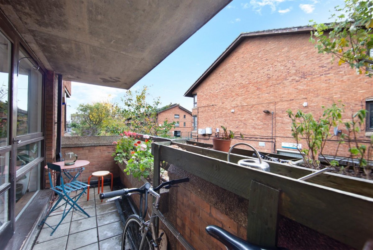 Elmington Road, London