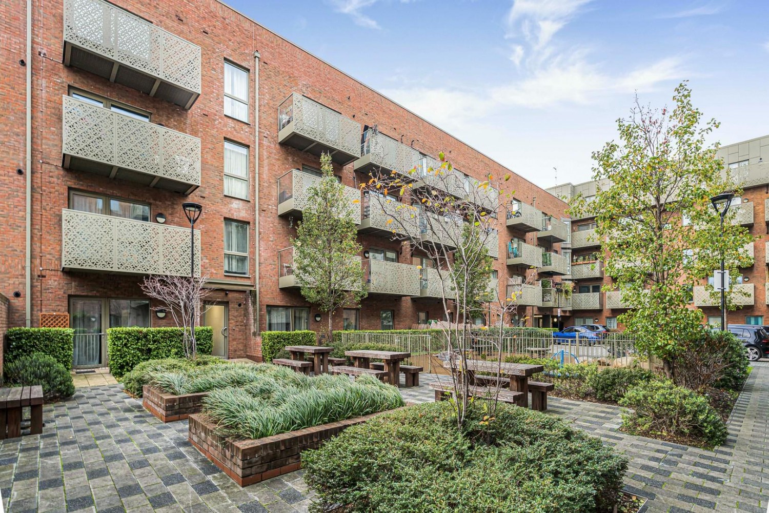 Broome Way, London, SE5