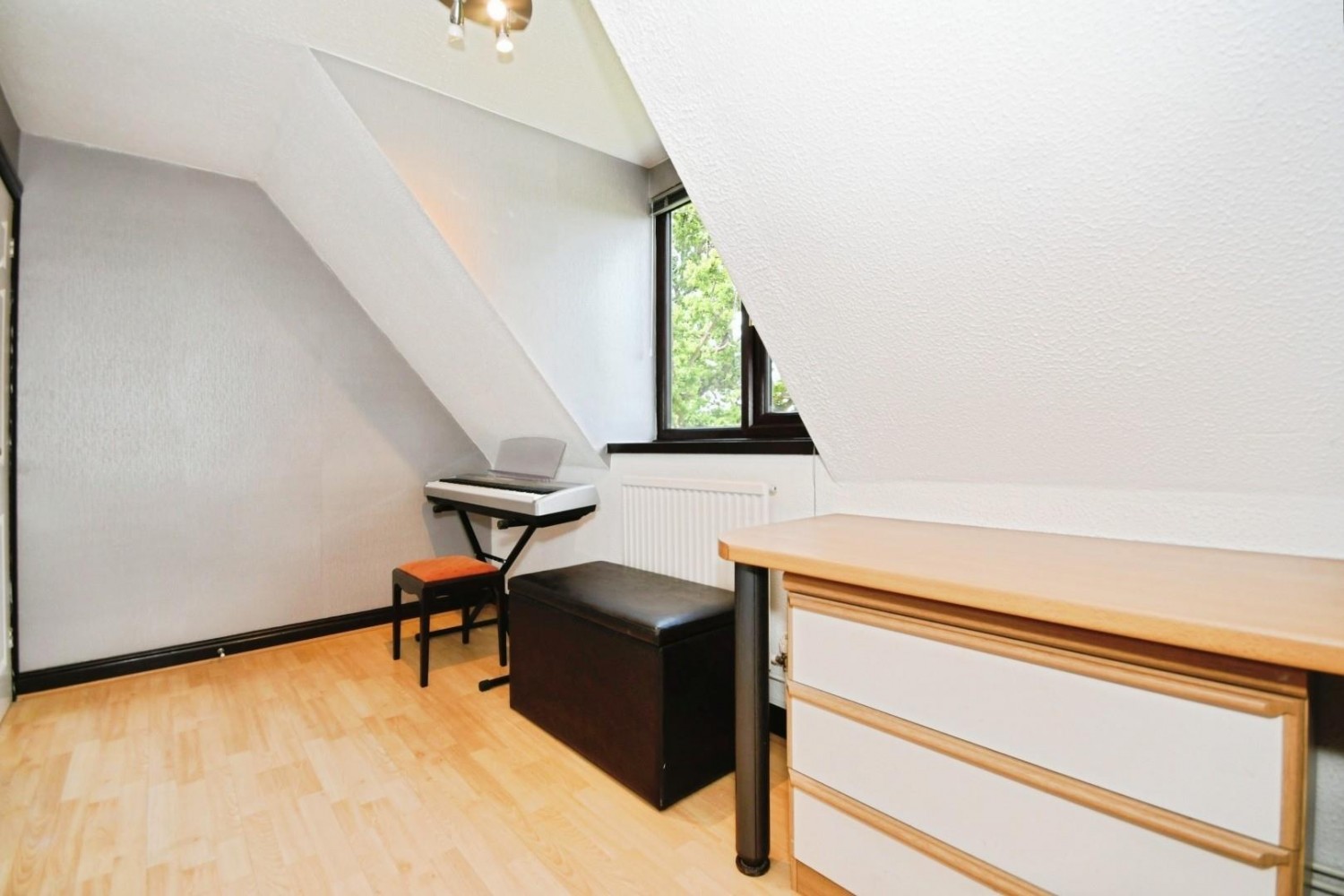 Bentham Road, Newbold, Chesterfield, S40 4EZ