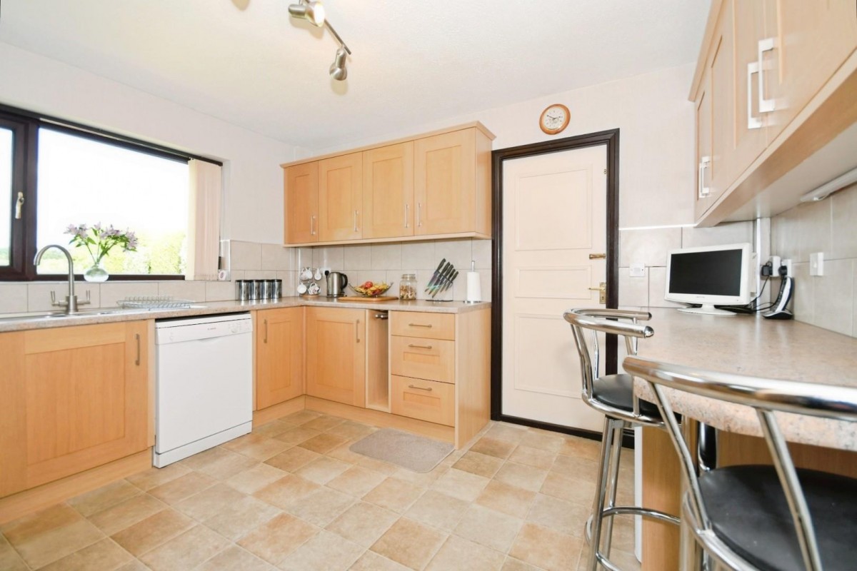 Bentham Road, Newbold, Chesterfield, S40 4EZ